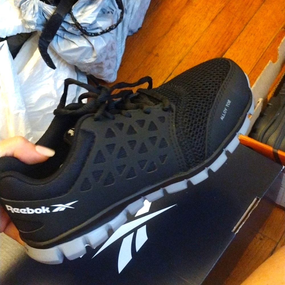 Women's Reebok Work shoe